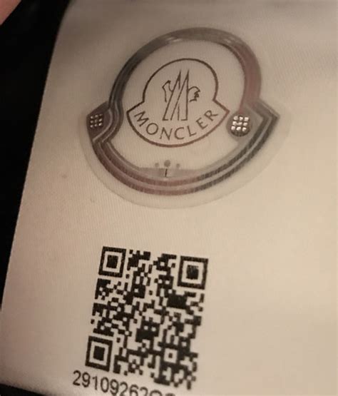 Moncler qr code match